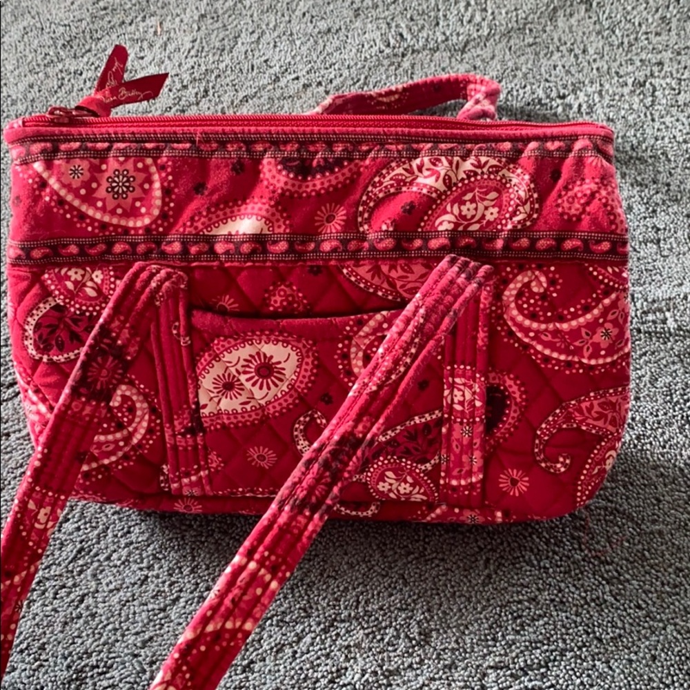 Gently used- Red Vera Bradley shoulder bag
